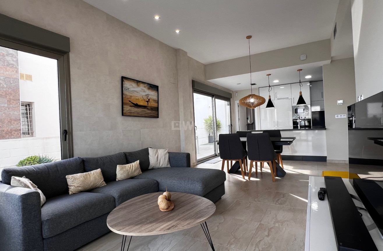 Odsprzedaż - Villa - Orihuela Costa - Costa Blanca