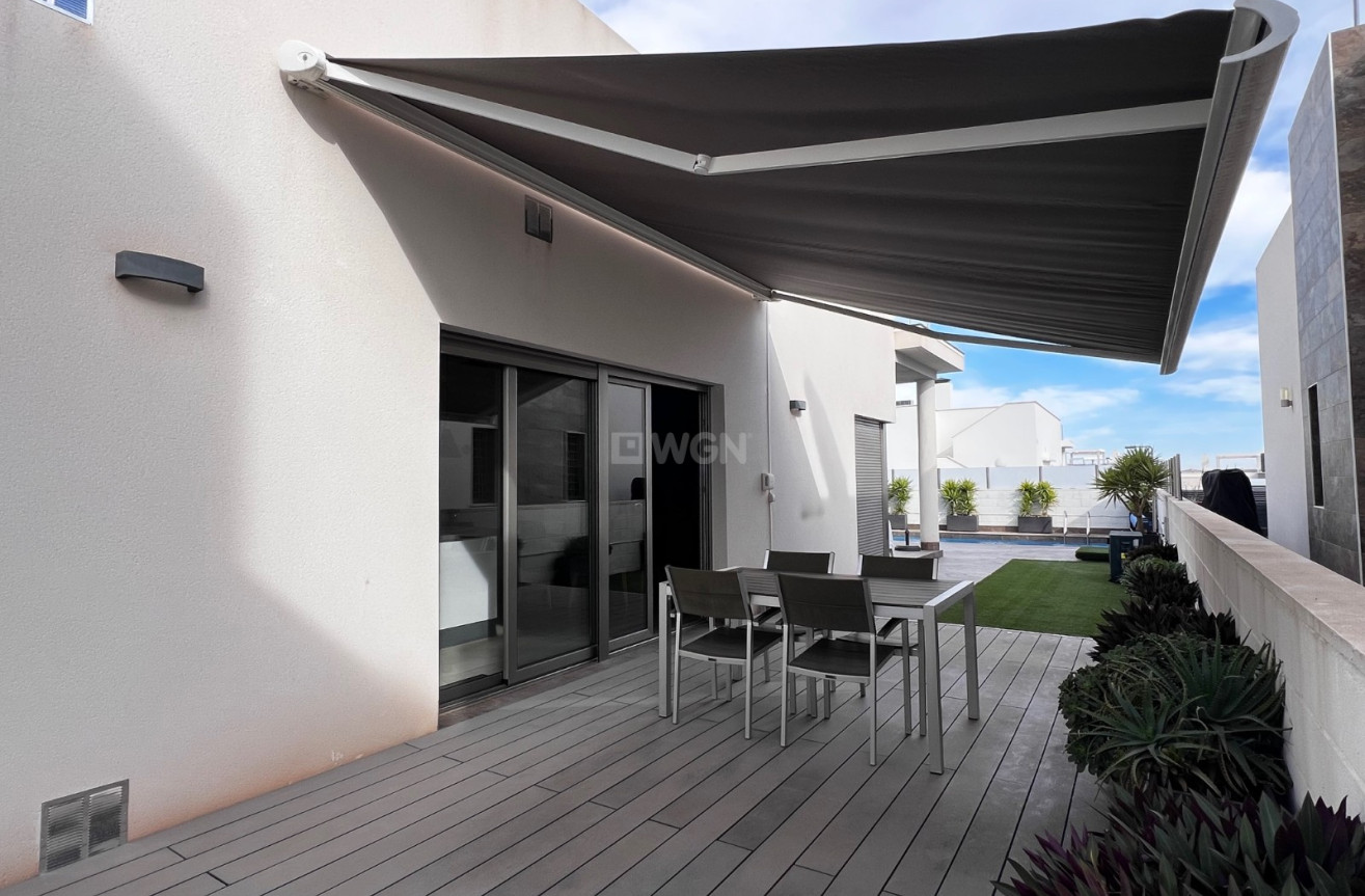 Odsprzedaż - Villa - Orihuela Costa - Costa Blanca