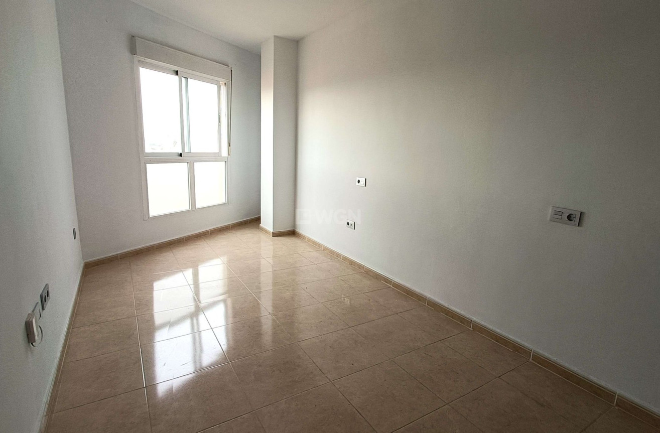 Odsprzedaż - Mieszkanie w bloku - Benijofar - Costa Blanca