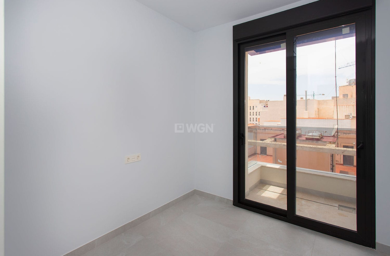 Odsprzedaż - Mieszkanie w bloku - Torrevieja - Costa Blanca
