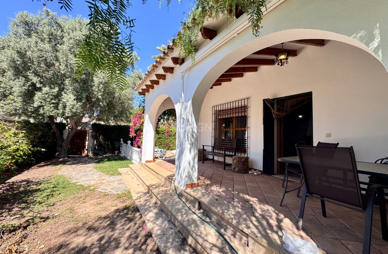 Odsprzedaż - Villa - Orihuela Costa - Costa Blanca