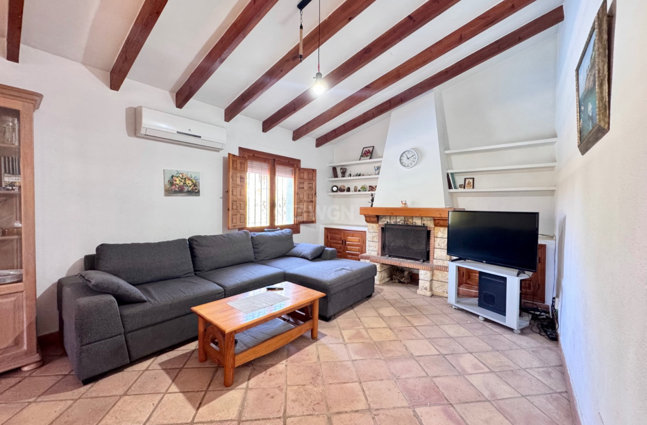 Odsprzedaż - Villa - Orihuela Costa - Costa Blanca