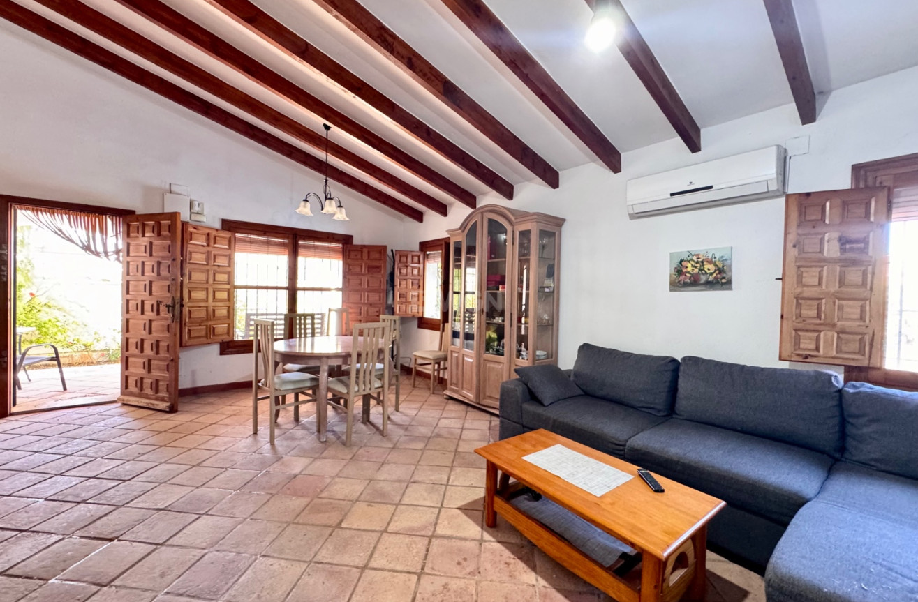 Odsprzedaż - Villa - Orihuela Costa - Costa Blanca