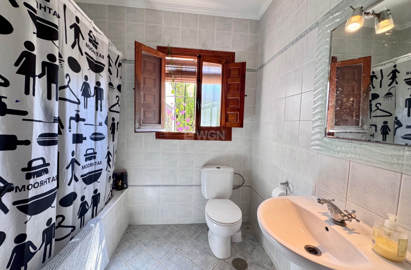 Odsprzedaż - Villa - Orihuela Costa - Costa Blanca