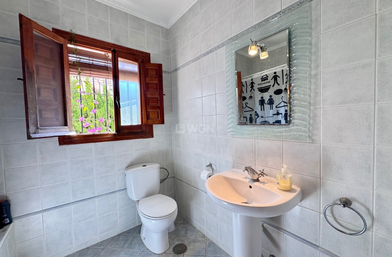 Odsprzedaż - Villa - Orihuela Costa - Costa Blanca