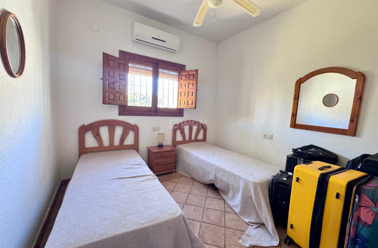 Odsprzedaż - Villa - Orihuela Costa - Costa Blanca