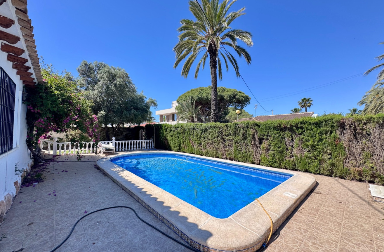 Odsprzedaż - Villa - Orihuela Costa - Costa Blanca