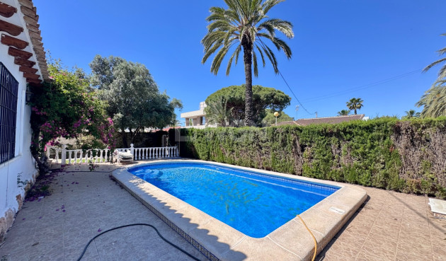 Odsprzedaż - Villa - Orihuela Costa - Costa Blanca