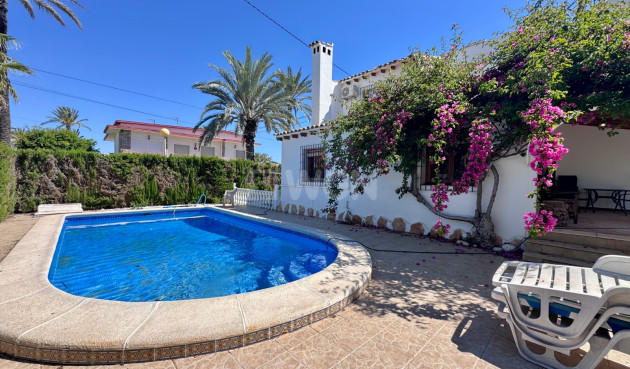 Odsprzedaż - Villa - Orihuela Costa - Costa Blanca