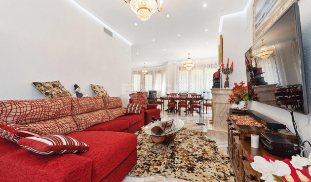 Odsprzedaż - Villa - Orihuela Costa - Costa Blanca