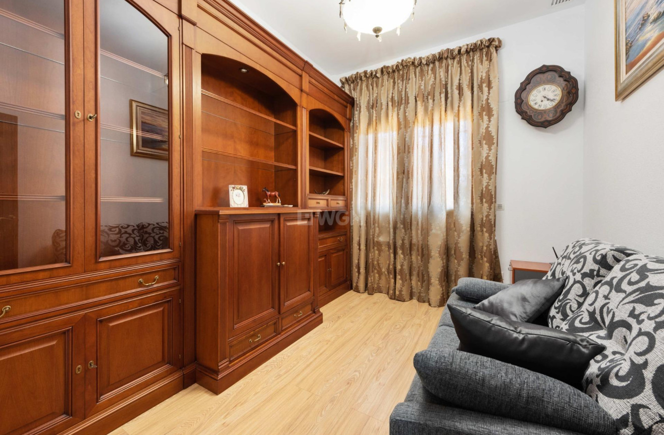 Odsprzedaż - Villa - Orihuela Costa - Costa Blanca