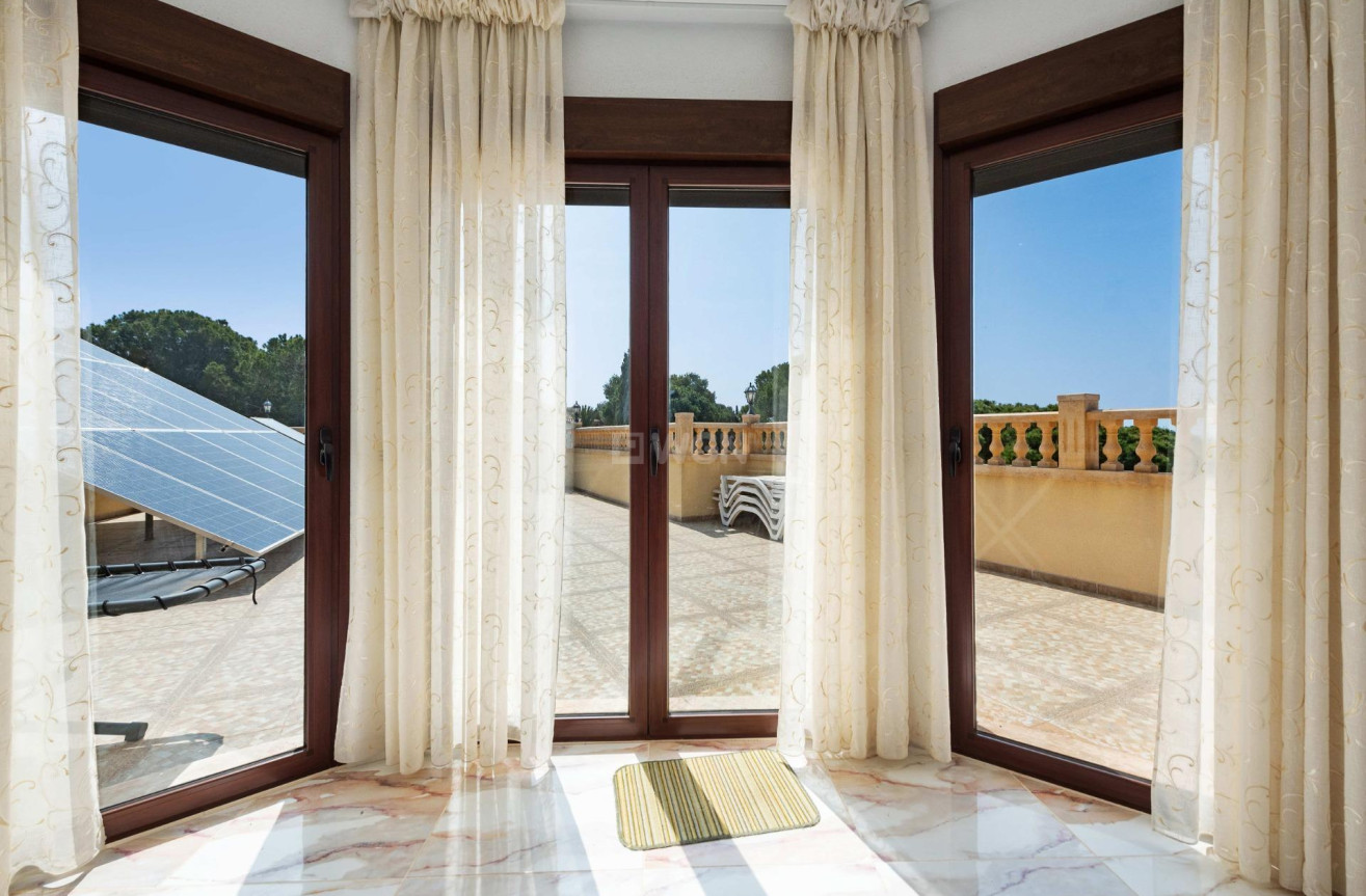 Odsprzedaż - Villa - Orihuela Costa - Costa Blanca