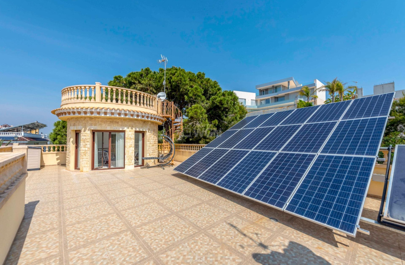 Odsprzedaż - Villa - Orihuela Costa - Costa Blanca