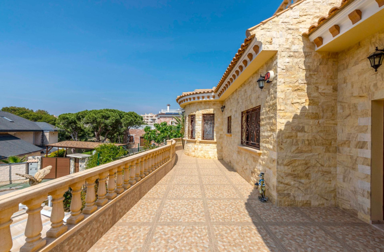 Odsprzedaż - Villa - Orihuela Costa - Costa Blanca