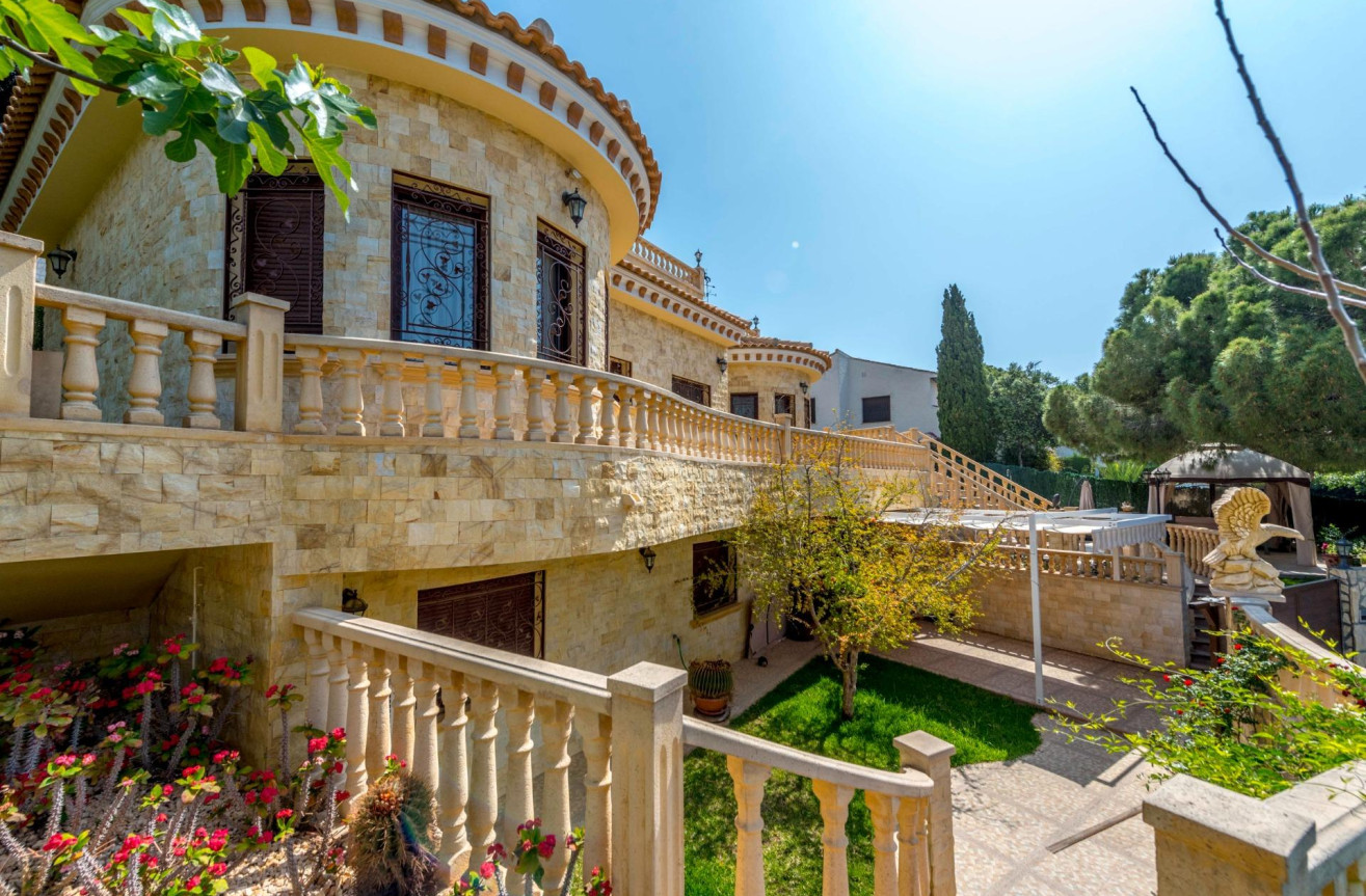 Odsprzedaż - Villa - Orihuela Costa - Costa Blanca