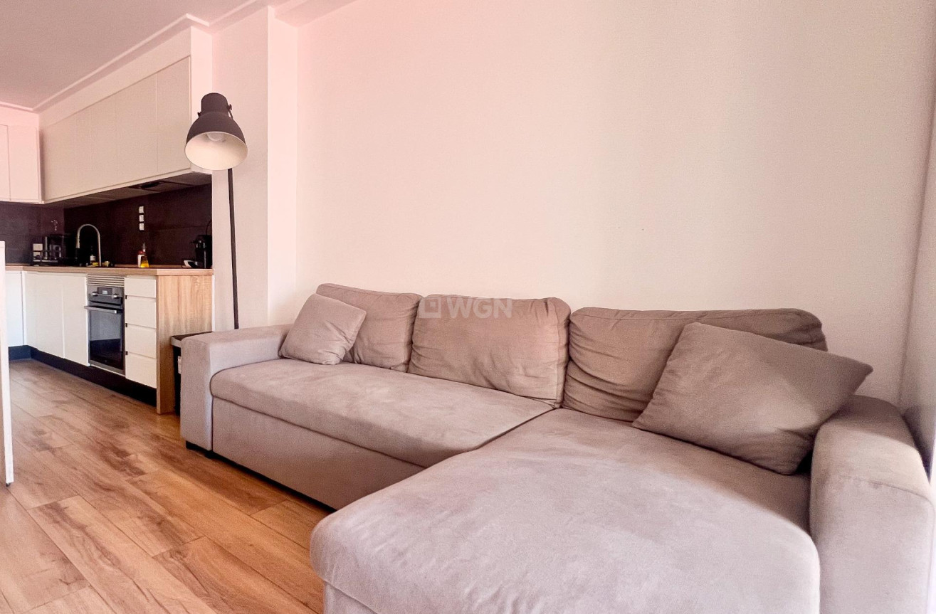 Odsprzedaż - Mieszkanie w bloku - Torrevieja - La Veleta