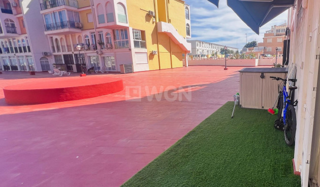 Odsprzedaż - Mieszkanie w bloku - Torrevieja - La Veleta