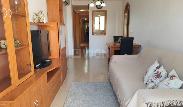 Odsprzedaż - Mieszkanie w bloku - Torrevieja - Centro
