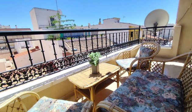 Odsprzedaż - Mieszkanie w bloku - Torrevieja - Centro