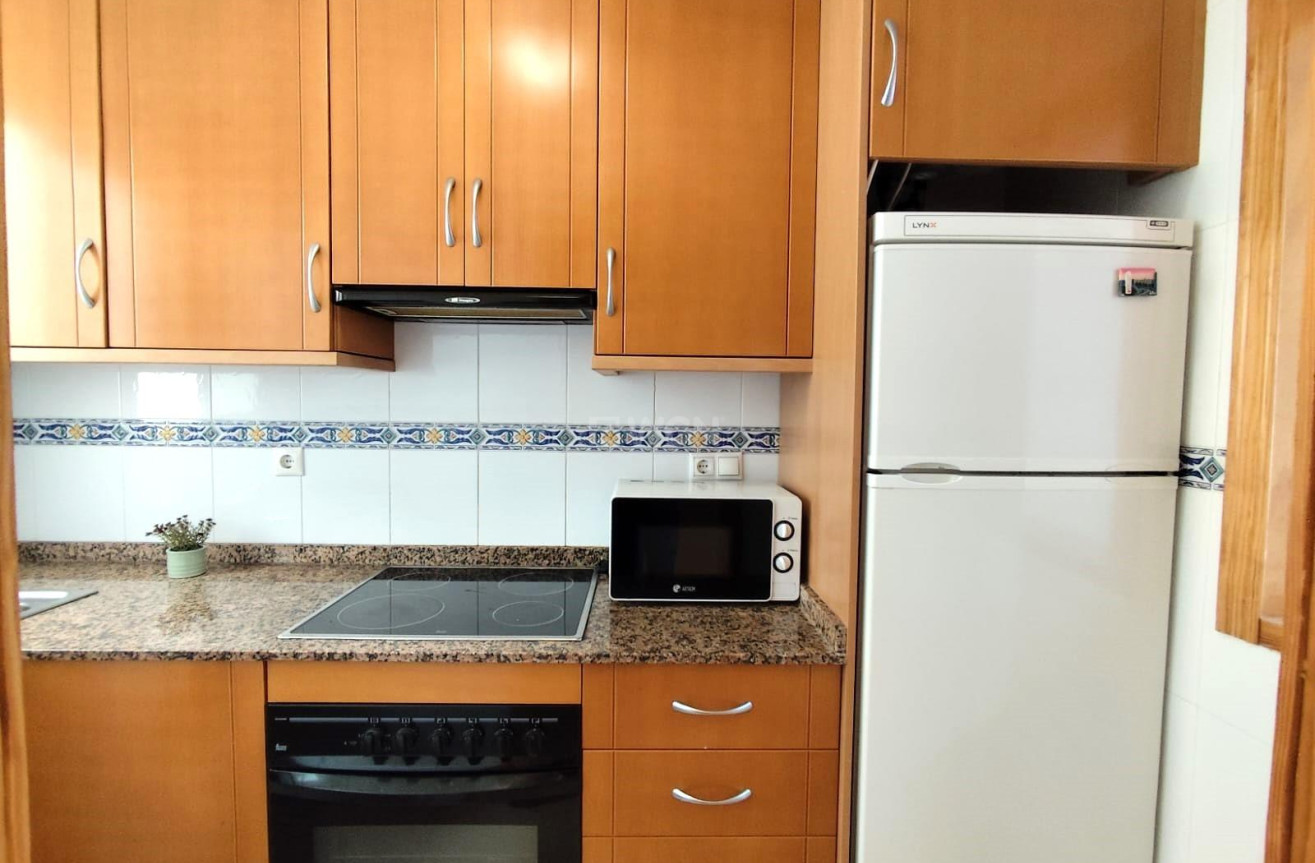 Odsprzedaż - Mieszkanie w bloku - Torrevieja - Centro