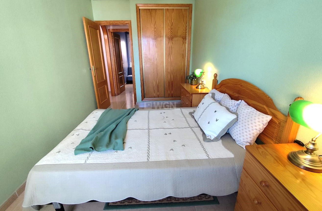 Odsprzedaż - Mieszkanie w bloku - Torrevieja - Centro