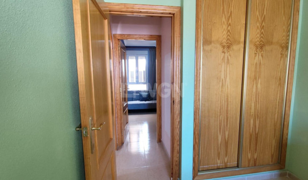 Odsprzedaż - Mieszkanie w bloku - Torrevieja - Centro