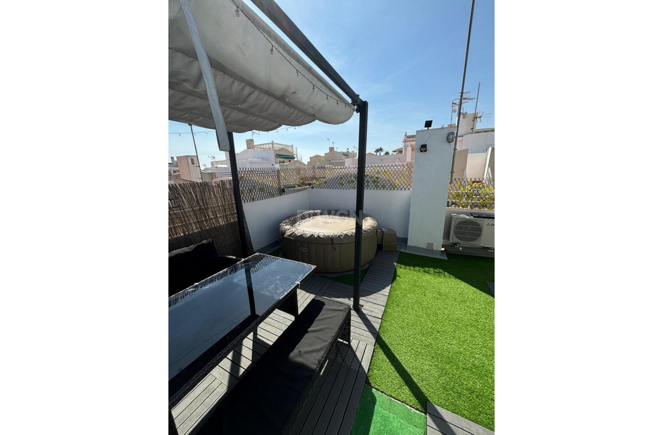 Odsprzedaż - Bungalow - Torrevieja - Los Balcones - Los Altos del Edén