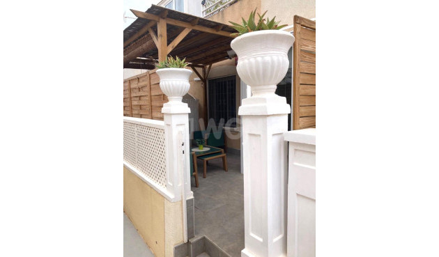 Odsprzedaż - Bungalow - Torrevieja - Los Balcones - Los Altos del Edén