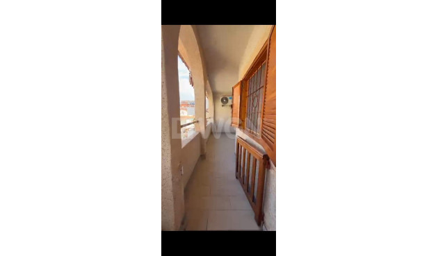 Odsprzedaż - Mieszkanie w bloku - Torrevieja - Acequion