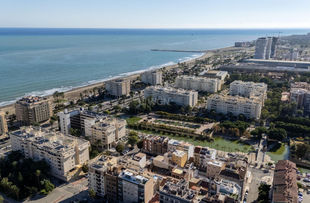 Nowy budynek - Mieszkanie w bloku - Málaga - Parque del Oeste
