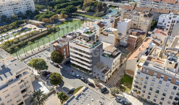 Nowy budynek - Mieszkanie w bloku - Málaga - Parque del Oeste