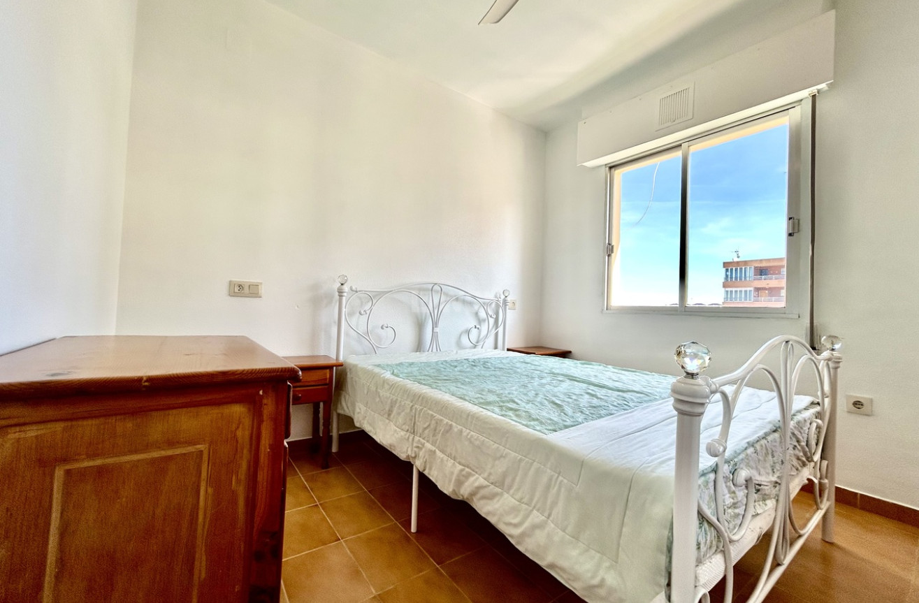 Odsprzedaż - Mieszkanie w bloku - Torrevieja - Costa Blanca