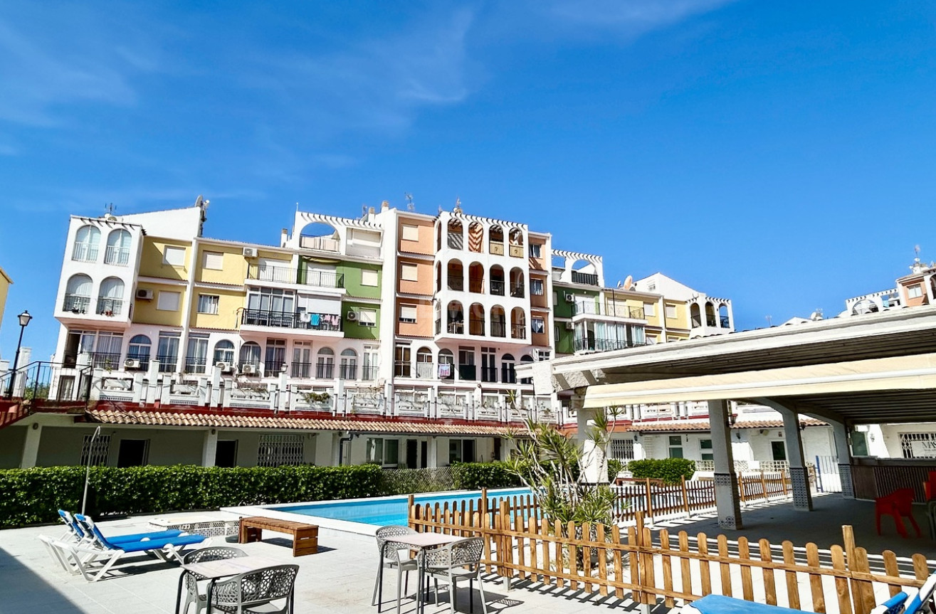 Odsprzedaż - Mieszkanie w bloku - Torrevieja - Costa Blanca