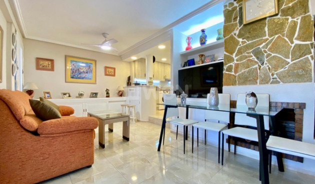 Odsprzedaż - Mieszkanie w bloku - Torrevieja - Torre La Mata