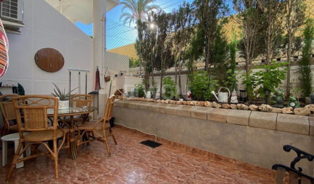 Odsprzedaż - Mieszkanie w bloku - Torrevieja - Torre La Mata