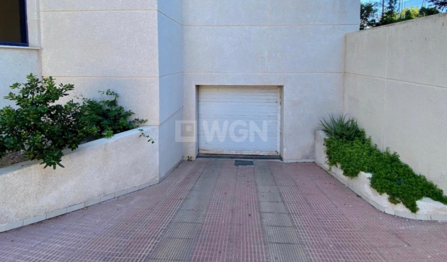 Odsprzedaż - Mieszkanie w bloku - Torrevieja - Torre La Mata