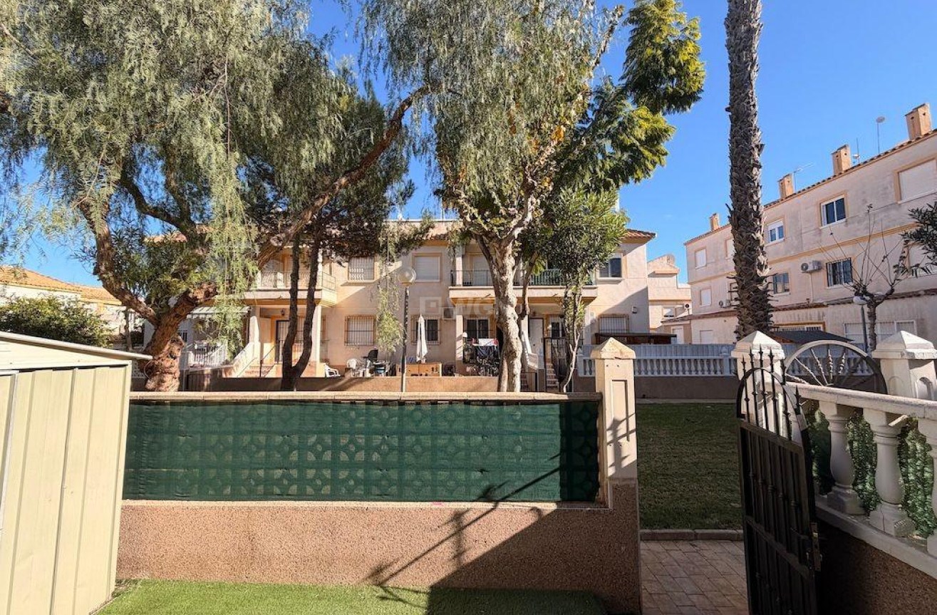 Odsprzedaż - Bungalow - Orihuela Costa - Costa Blanca