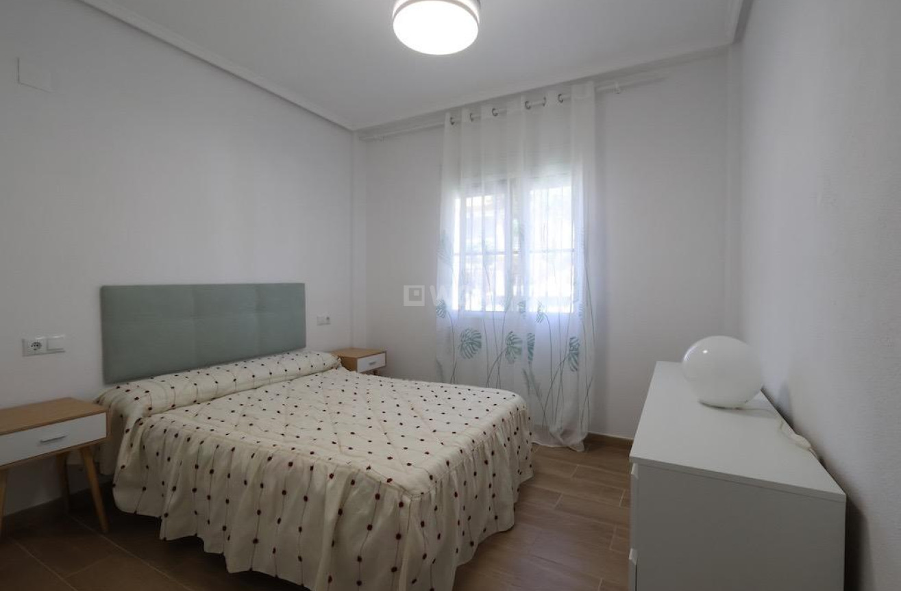 Odsprzedaż - Bungalow - Orihuela Costa - Costa Blanca