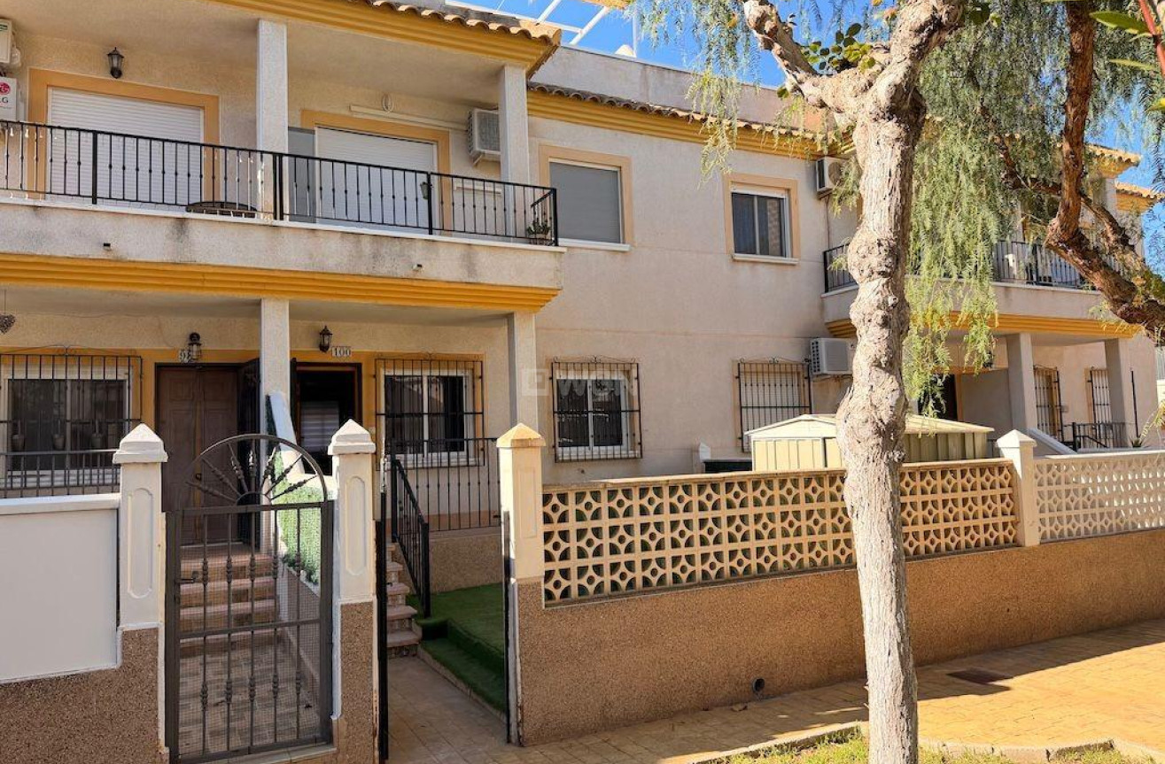 Odsprzedaż - Bungalow - Orihuela Costa - Costa Blanca