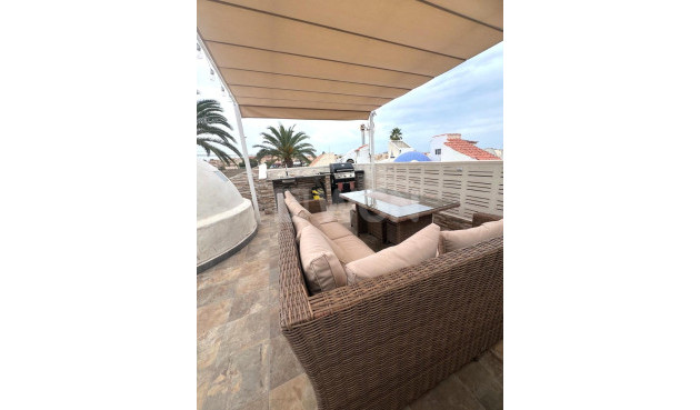 Odsprzedaż - Villa - Orihuela Costa - Playa Flamenca