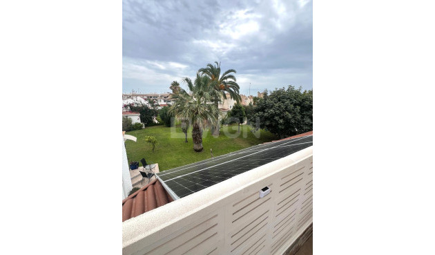 Odsprzedaż - Villa - Orihuela Costa - Playa Flamenca