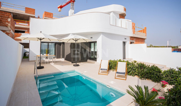 Nowy budynek - Villa - Torrevieja - Lago Jardín II