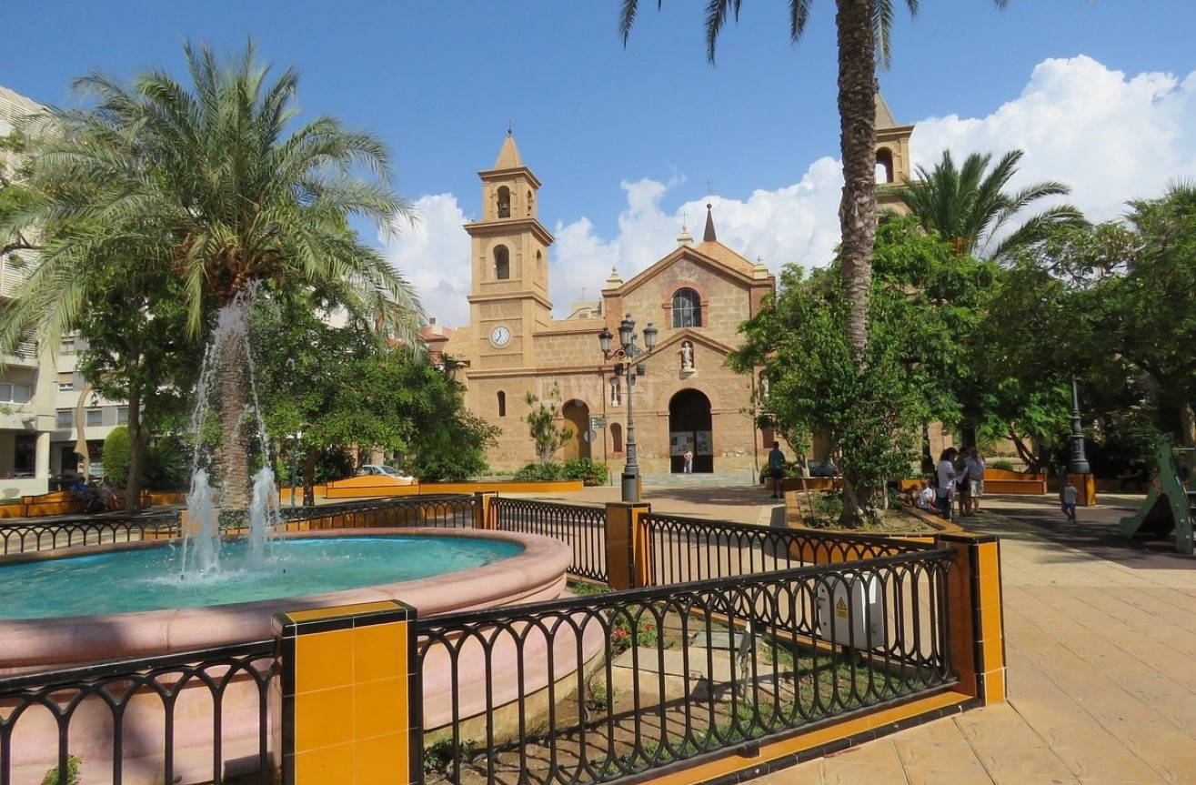 Nowy budynek - Bungalow - Torrevieja - Lago Jardín II