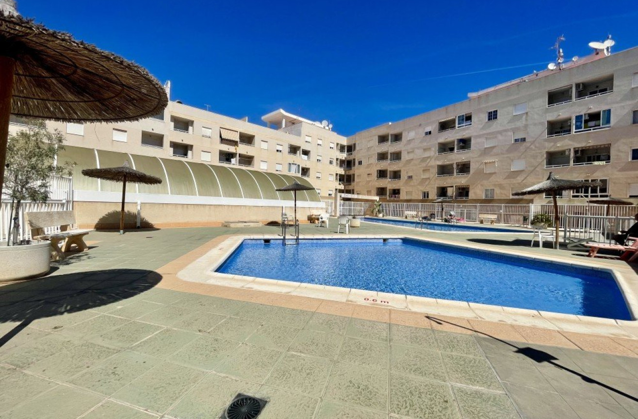 Odsprzedaż - Daszek - Torrevieja - Costa Blanca