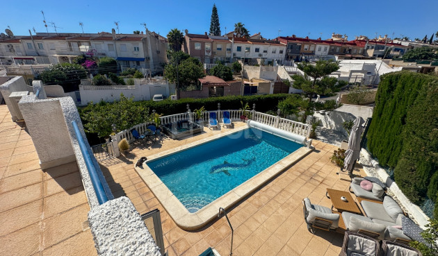 Odsprzedaż - Kamienica - Torrevieja - Costa Blanca