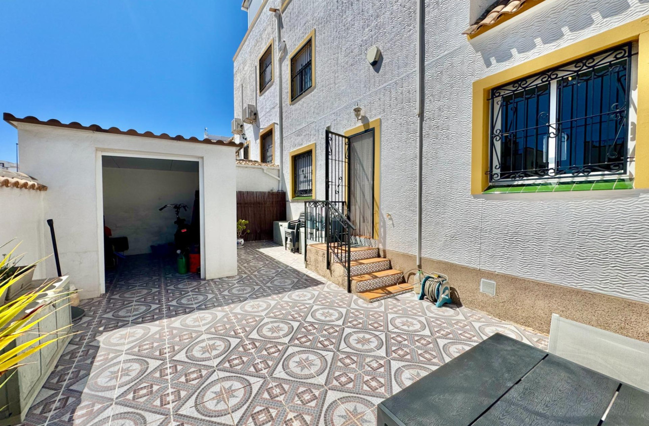 Odsprzedaż - Kamienica - Orihuela Costa - Los Altos
