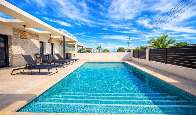 Wiederverkauf - Villa - Los Balcones - Costa Blanca