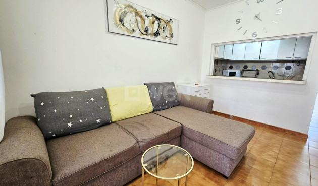 Odsprzedaż - Bungalow - Torrevieja - Nueva Torrevieja