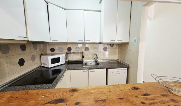 Odsprzedaż - Bungalow - Torrevieja - Nueva Torrevieja