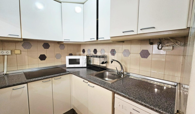 Odsprzedaż - Bungalow - Torrevieja - Nueva Torrevieja